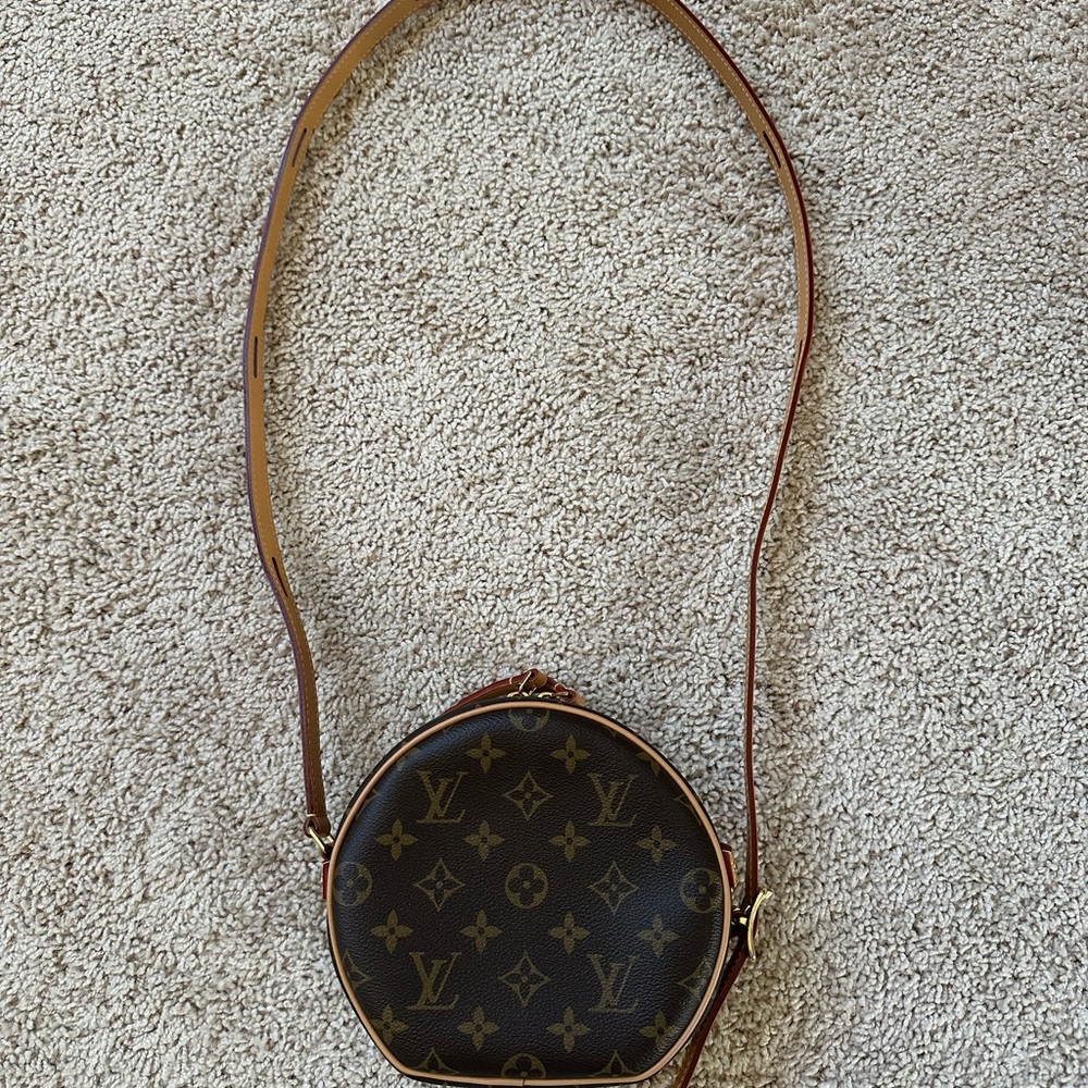 Louis Vuitton Boite Chapeau Souple PM